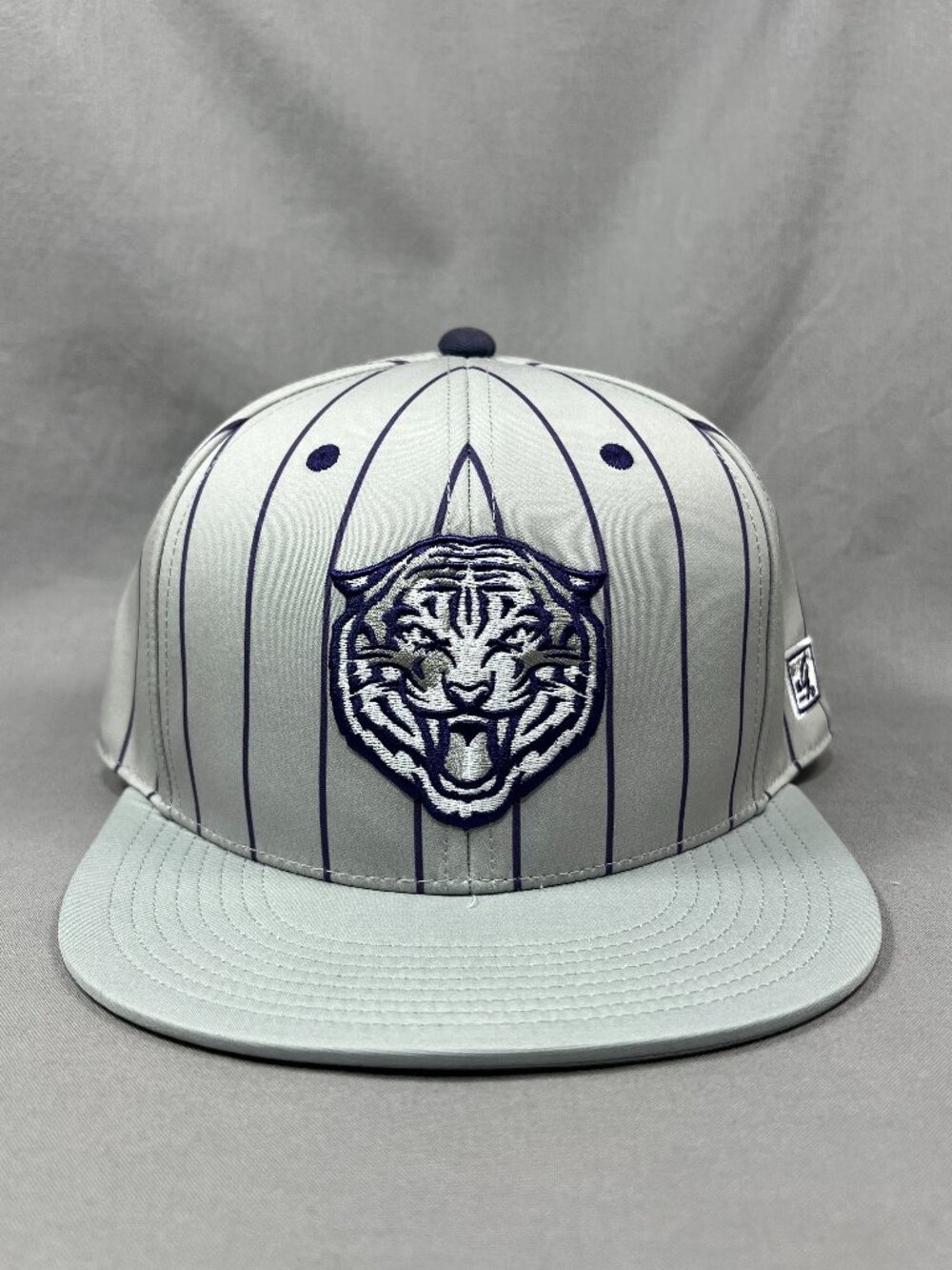 Jacksboro HS Texas Tigers The Game Fitted 7 1/4 Hat Gray Pinstripe Mens Teen Cap